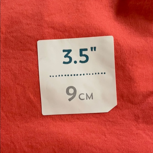 Old Navy Shorts NWT - Picture 7 of 12